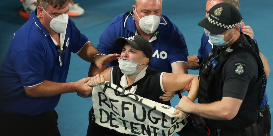 Tremendo susto de Nadal y Medvedev en la final de Australia