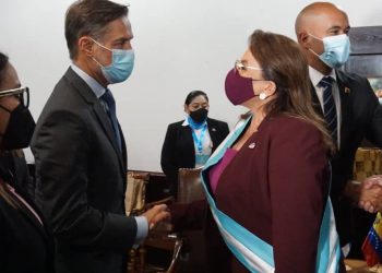 Venezuela y Honduras inician una nueva etapa en sus relaciones diplomáticas