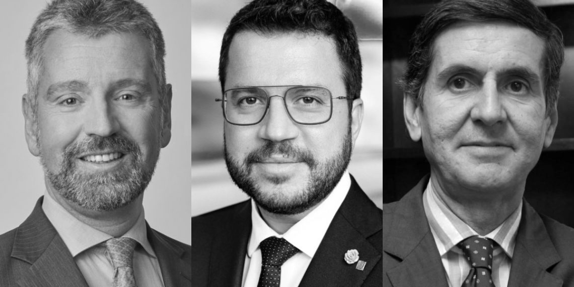 Estos son los funcionarios públicos que más dinero ganan en España