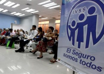 Conoce los requisitos para pedir medicamentos de alto costo en el IVSS