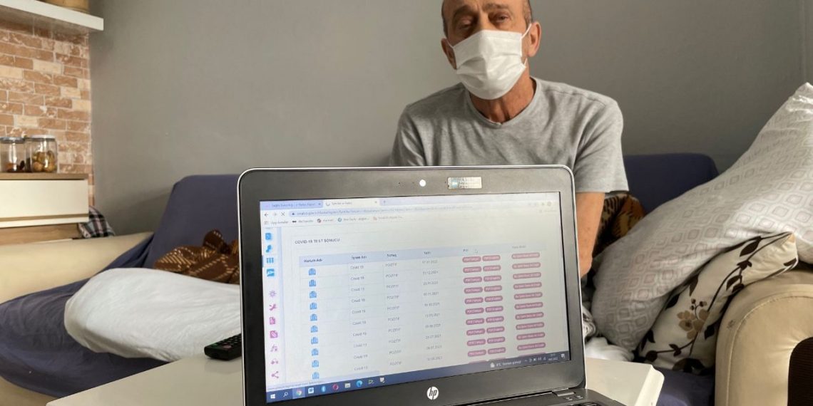 Un hombre lleva 14 meses aislado tras dar positivo en 78 test de coronavirus