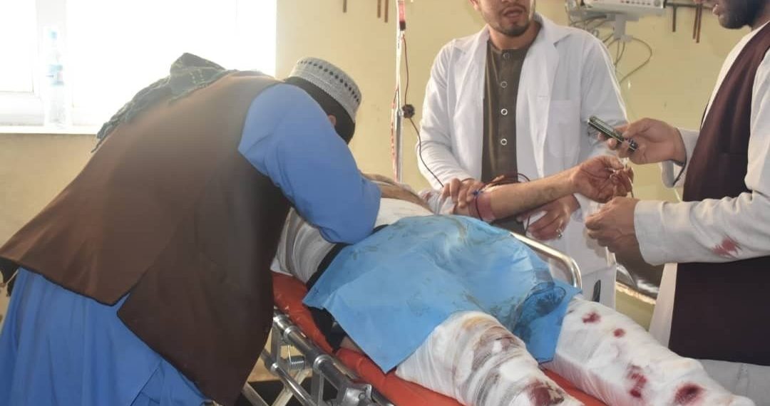 Explosión en mezquita deja ocho muertos en Afganistán