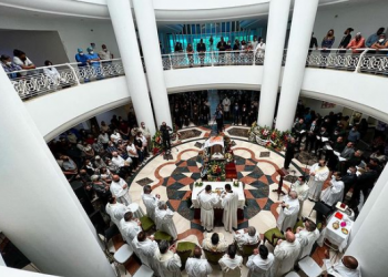 EL ZULIA DESPIDE AL PADRE OCANDO