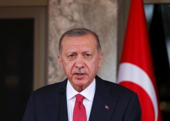 El presidente turco Erdogan y su esposa dan positivo por Covid-19