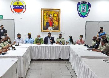Alcalde Ramírez organiza mesas de trabajo junto a Polimaracaibo