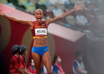 Yulimar Rojas ganó el oro en salto largo en el Meeting Lievin