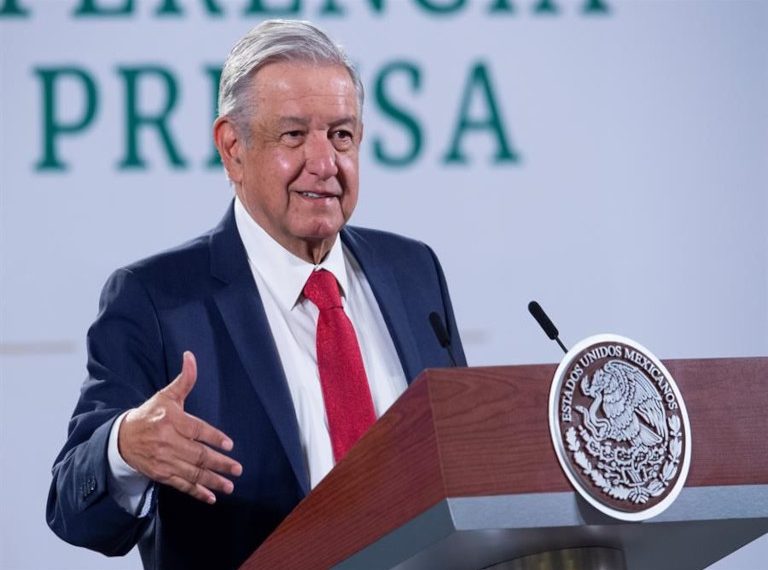 Convocan en México proceso de referendo revocatorio contra AMLO