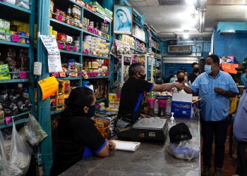 Alcalde Rafael Ramírez: “La economía de Maracaibo arranca en nuestros mercados populares”