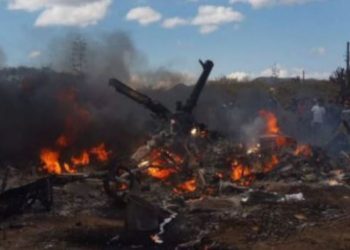 Pobladores socorrieron a ocupantes del helicóptero caído en Barquisimeto
