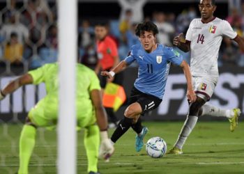 La Vinotinto cae por goleada ante Uruguay