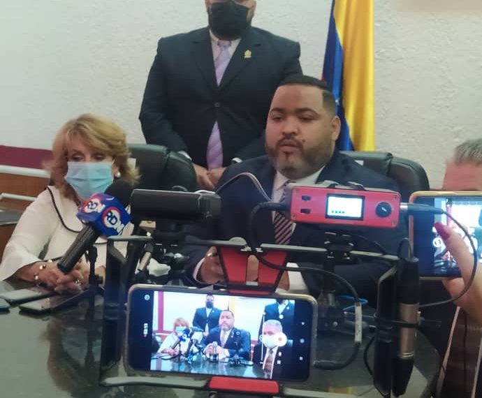 Urgencia parlamentaria para la discusión y aprobación de la Ley de Timbres Fiscales