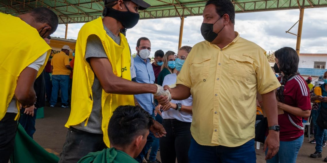 DE SOL A SOL: Alcalde Rafael Ramírez atiende personalmente a los trabajadores del IMAU e IMA.