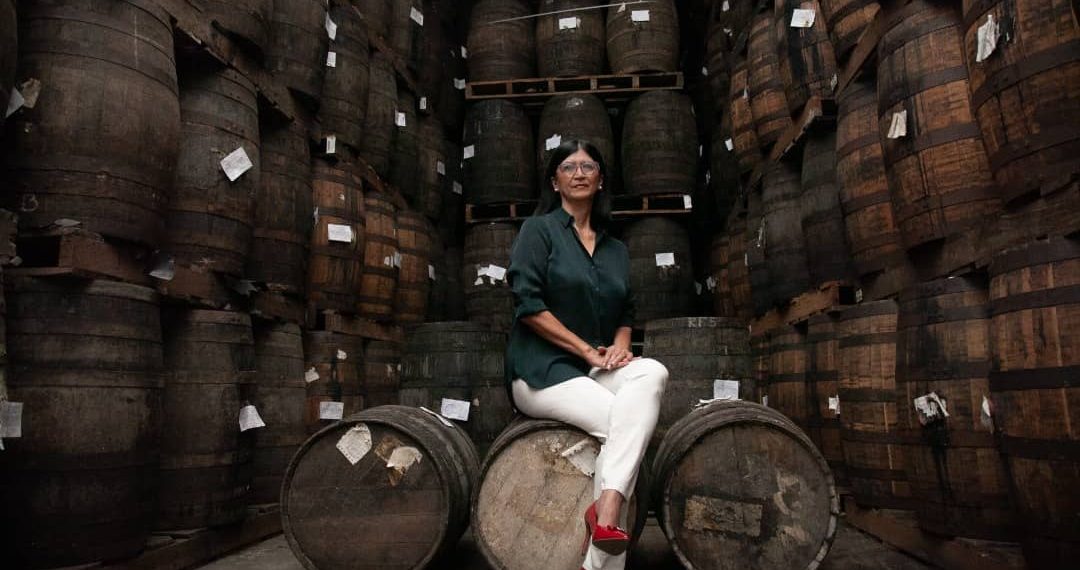 Única venezolana entre las 25 mujeres más poderosas: People incluye a NANCY DUARTE, MAESTRA RONERA DE RON SANTA TERESA