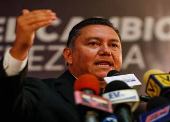 El pastor JAVIER BERTUCCI anuncia que padece cáncer