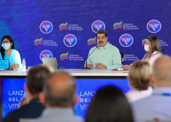 GOBIERNO NACIONAL: Nicolás Maduro lanza el portal Vitrina Venezuela y ordena  investigar sobre la protección social a los trabajadores de delivery en el país