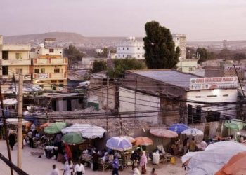 DOBLE ATENTADO EN SOMALIA: Al menos 28 muertos y 35 heridos en ataque del grupo yihadista Al Shabab