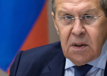 Canciller ruso exhorta a la OTAN a dejar de armar a Ucrania