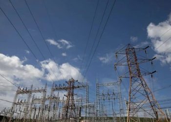 ¡ERA UN CHAMITO! Roba cable muere electrocutado