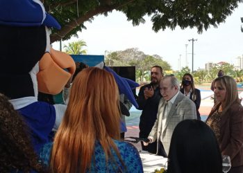 Oscar Belloso Medina es reconocido como PERSONALIDAD AQUATICA