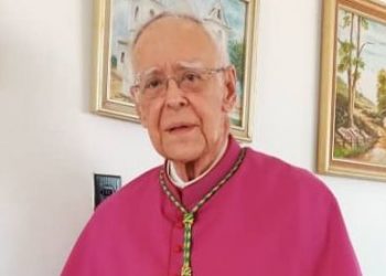 Monseñor Roberto Lückert sufre accidente cerebrovascular