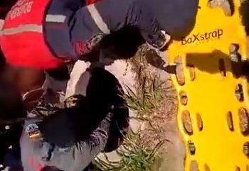 Rescatan a niño de ocho años que cayó en una alcantarilla de la Cota Mil este domingo de ramos