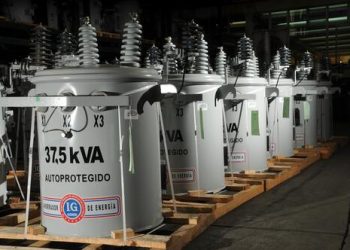 TRES NIVELES DE GOBIERNO TRABAJAN PARA EL PUEBLO: Banco de Transformadores y Materiales Eléctricos en el Zulia (+VIDEO)