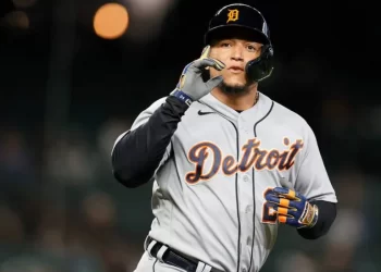 Miggy saca la cara por los alicaídos Tigres en 2022