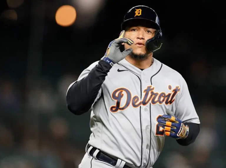 Miggy saca la cara por los alicaídos Tigres en 2022