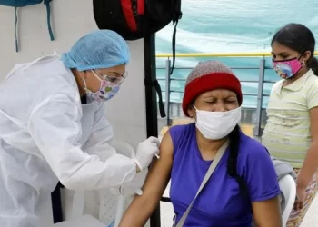 Colombia planea afiliar a 700.000 venezolanos al sistema de salud