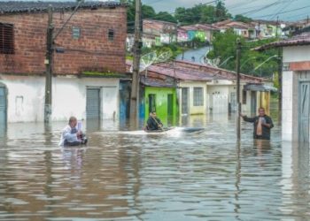 Lluvias provocan al menos 30 muertos en Pernambuco, Brasil