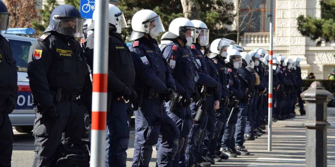 Autoridades austríacas confirman el desmantelamiento de red internacional de tráfico de personas