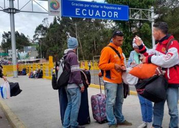 Ecuador otorgará amnistía migratoria y regularizará a venezolanos
