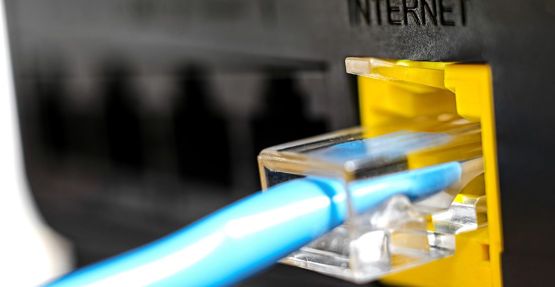 Investigadores japoneses establecen un récord de transmisión de datos y aproximan un Internet 100.000 veces más rápido que el actual