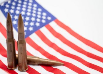 EE. UU. está impregnado de violencia arraigada, según The Guardian