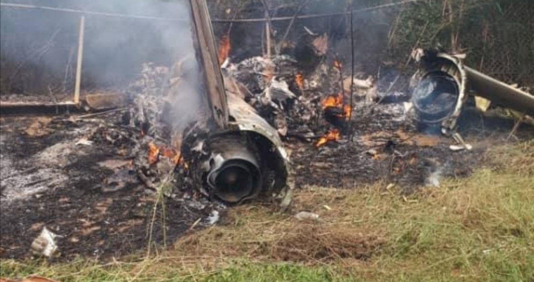 Se cae avión de la FANB en San Francisco