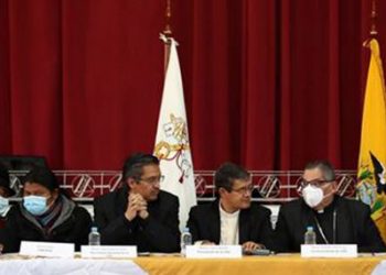 Gobierno e indígenas firman acta que pone fin a más de dos semanas de protestas en Ecuador