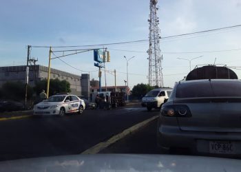 SE VOLCÓ CAMIÓN CAVA EN DELICIAS NORTE: La camioneta es declarada pérdida total (+ FOTOS EXCLUSIVAS)