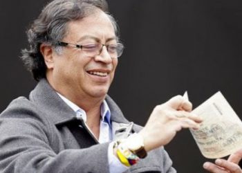 PETRO CELEBRA SU VICTORIA: Es día de fiesta para el pueblo colombiano