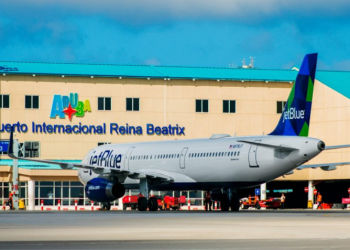 Países Bajos desmienten que restricción de vuelos Aruba-Venezuela fue eliminado