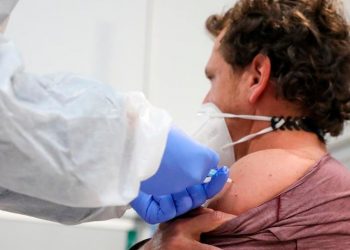 Israel recibe primer cargamento de vacunas contra la viruela del mono