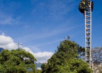 POR FIN FUNCIONA: Así da la hora el reloj de la Ciudad Universitaria (+VIDEO)