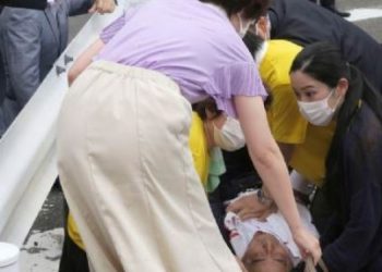 Muere Shinzo Abe, exprimer ministro de Japón, tras ser baleado durante un acto de campaña