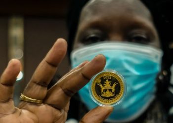 Conozca al país que acuña monedas de oro para luchar contra la inflación