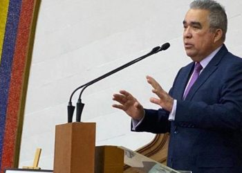 Luis Eduardo Martínez: 21 mil millones de dólares dejaron de ingresar a Venezuela el 30 de julio solo por las sanciones petroleras