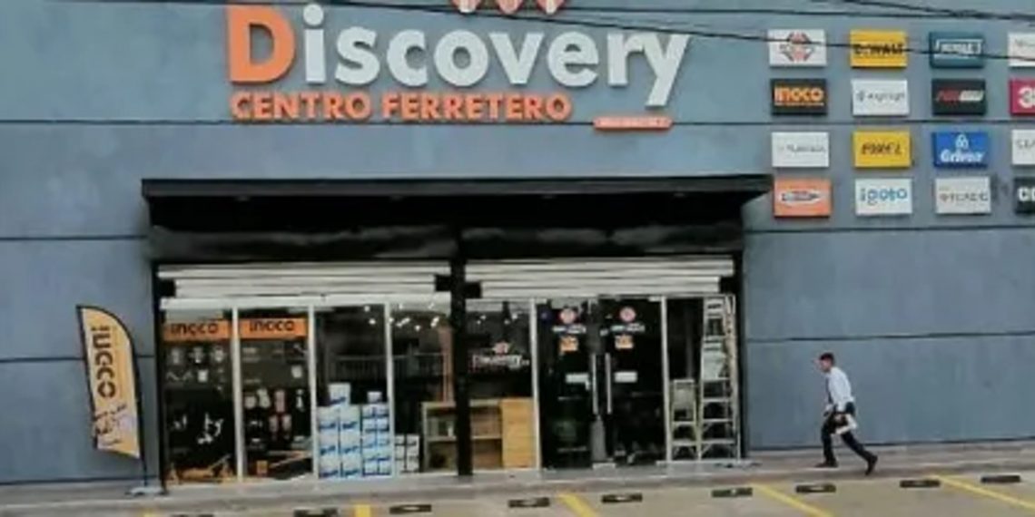 Lanzan objeto explosivo contra una ferretería en Cabimas