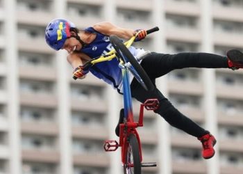 Daniel Dhers obtuvo doble medalla en España