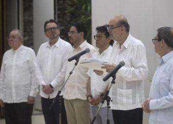El Gobierno de Colombia y el ELN reanudarán las negociaciones de paz