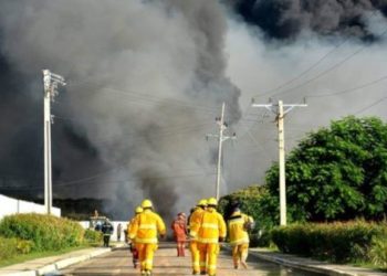 Cuba anuncia que incendio en Matanzas está controlado