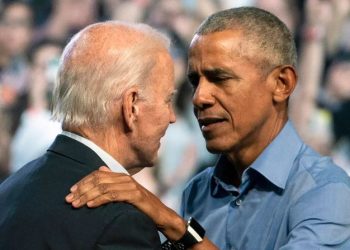 Biden y Obama: elecciones son momento «decisivo» para la democracia