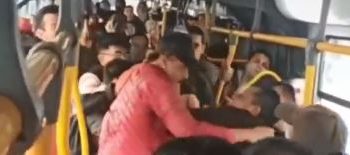 ¡SUSTO EN VIDEO!: Pasajeros presenciaron y frustraron un intento de asesinato en el TransMilenio de Bogotá